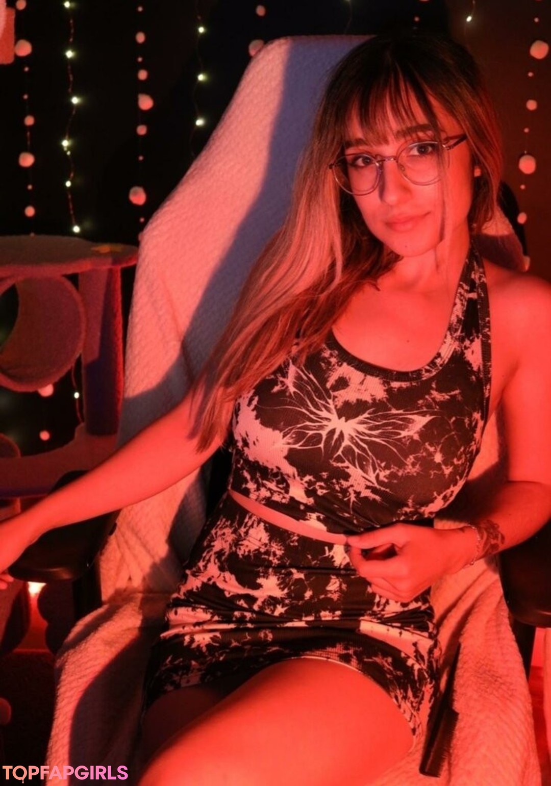 Maya ASMR sexe star du porno photos