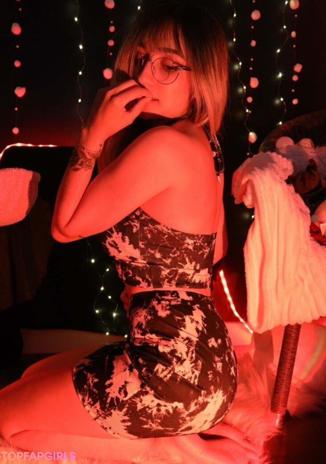 Maya ASMR star du porno de haute qualité photo