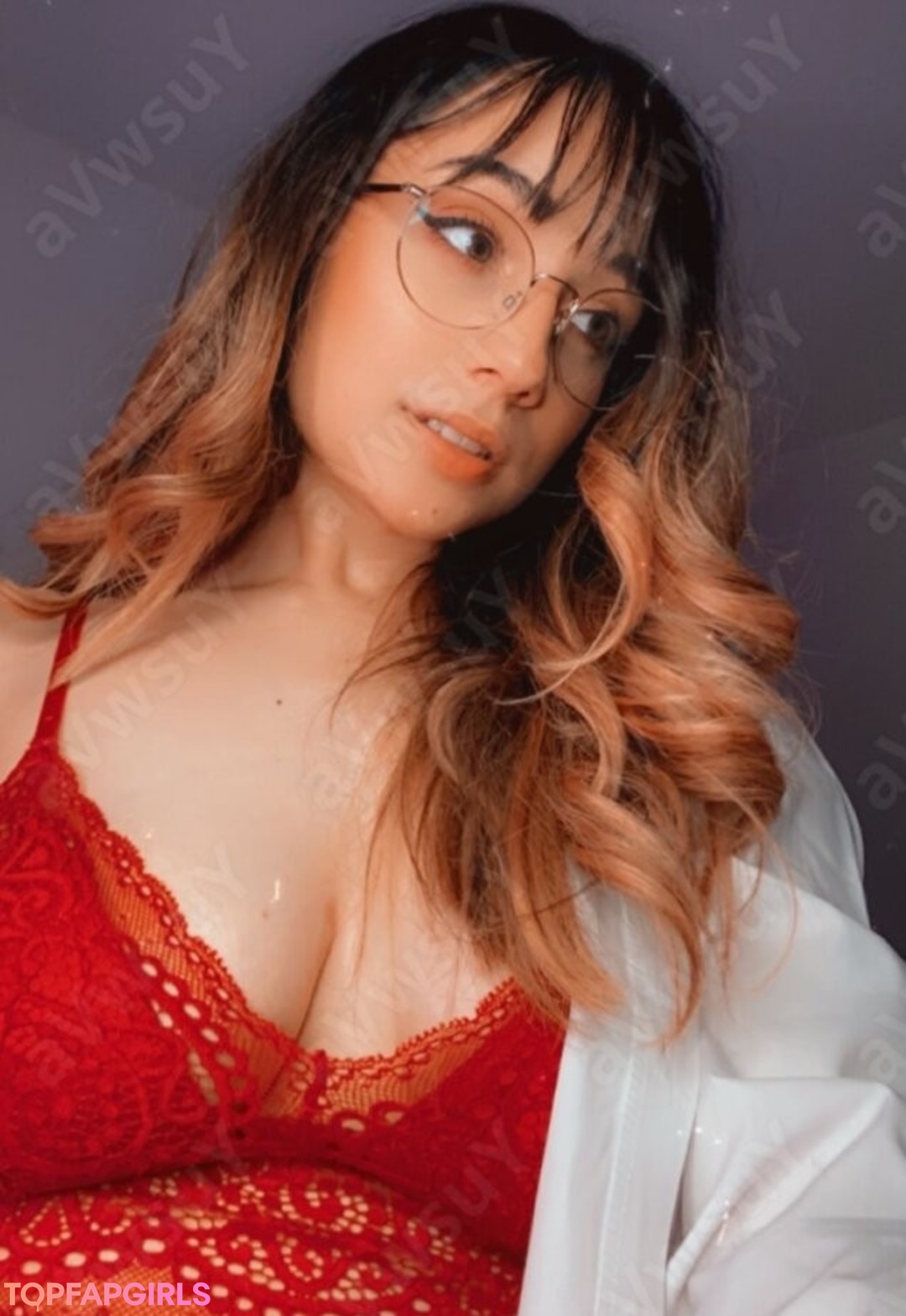 Maya ASMR star du porno gratuite photo