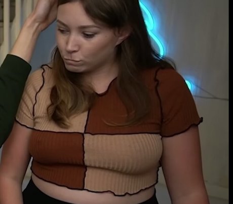 Ya Gal Al étoile adulte galerie