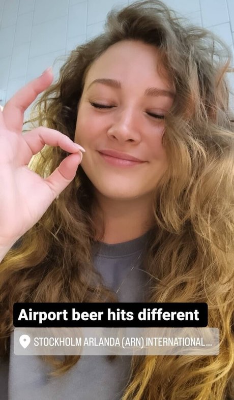 Ya Gal Al star du porno en haute qualité images