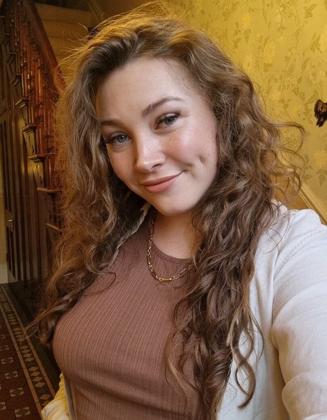 Ya Gal Al actrice artistique photos