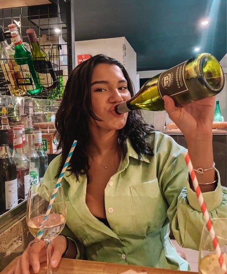 Hannah Malvone modèle nu img