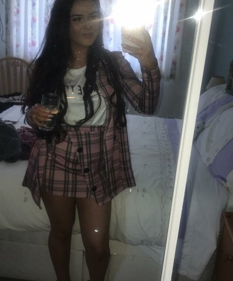 fellation asiatique onlyfans chaud de haute qualité photo