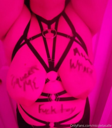 nicolelasalle mannequin photos