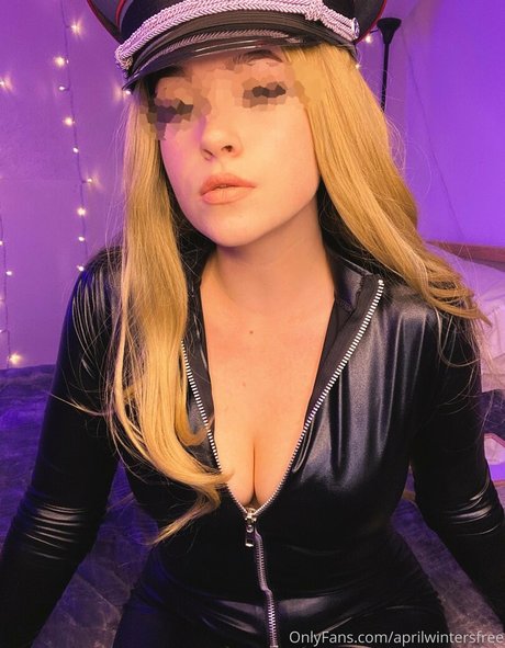 aprilwintersfree modèle sympa images