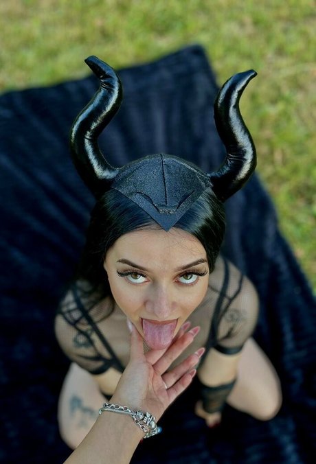 ado maigre aux gros seins onlyfans haut xxx photo