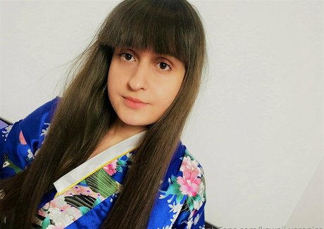 kawaii veronica modèle adulte photos