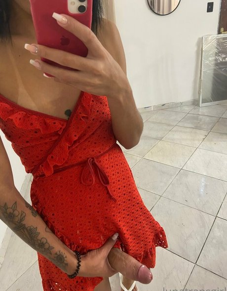 blonde aux gros seins onlyfans haute qualité exclusive image