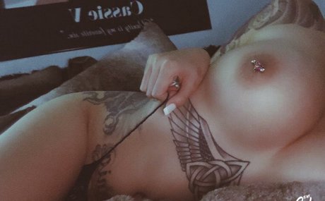 Cassie Vanity joli modèle photos