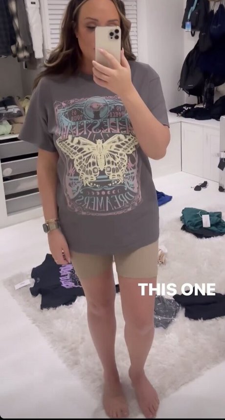 Charlotte Crosby modèle porno galeries