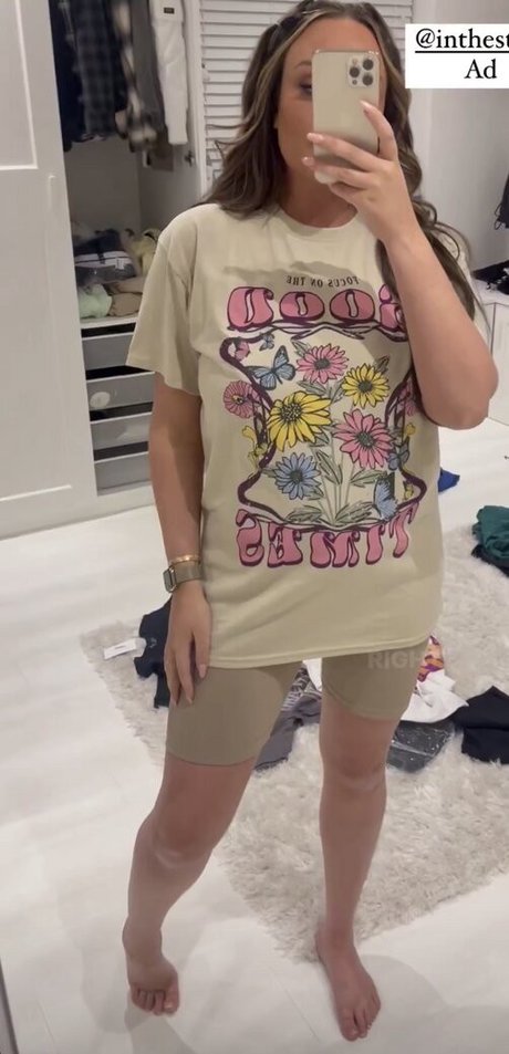 Charlotte Crosby star du porno de haute qualité images