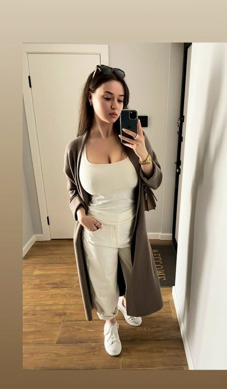 infirmière brune onlyfans beau porno photos