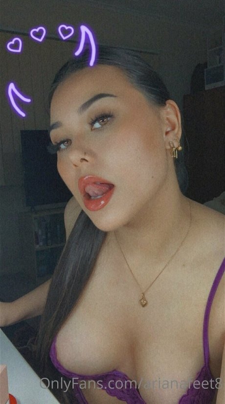 arianafeet8 meilleur modèle image