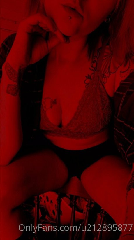 your fantasy527ca actrice érotique des photos