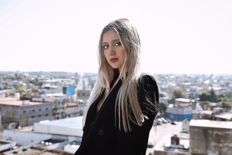 Morena Beltran modèle meilleur galeries