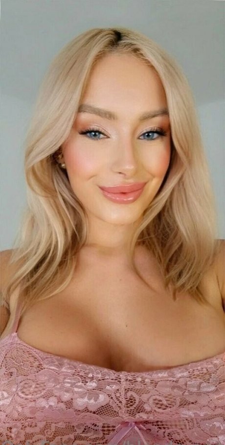 déshabillage onlyfans nu xxx img