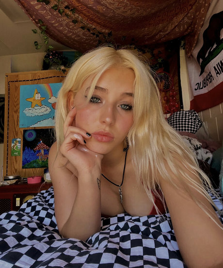 Helenbrad étoile érotique photo