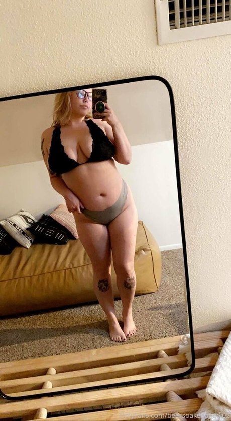 beersoakedangel02 modèle sexy archive