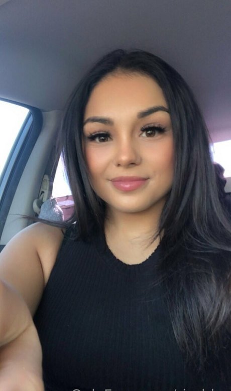 rissbby modèle porno img