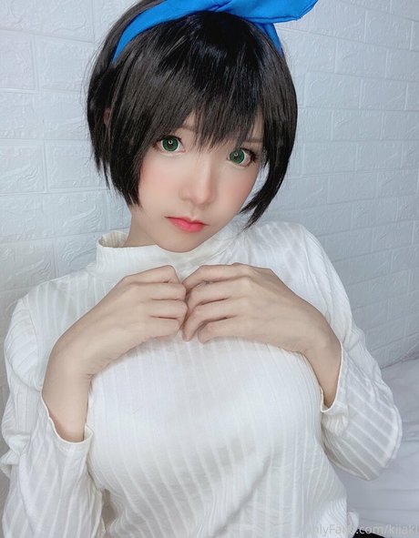 pikiichu étoile nue images