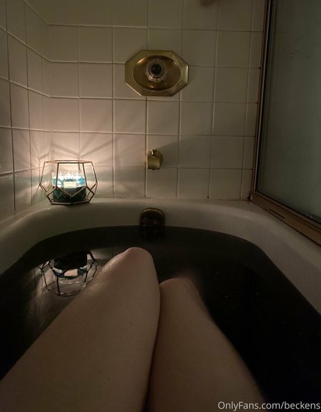 sehgsybehgy modèle pornographique galerie