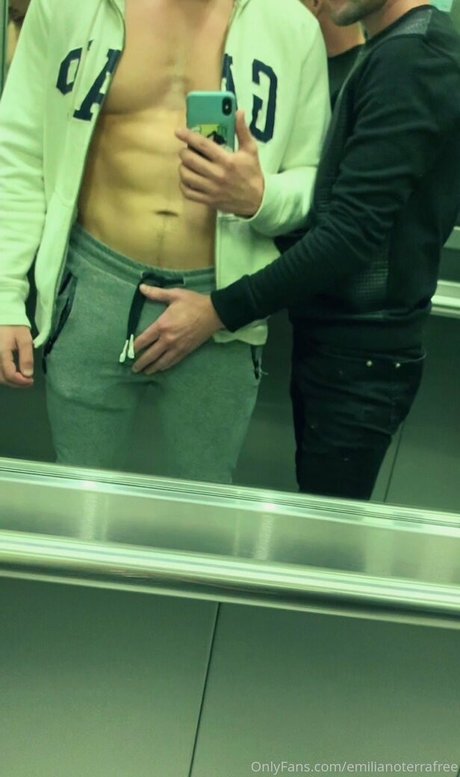 asiatique gratuit onlyfans xxx sexy archive