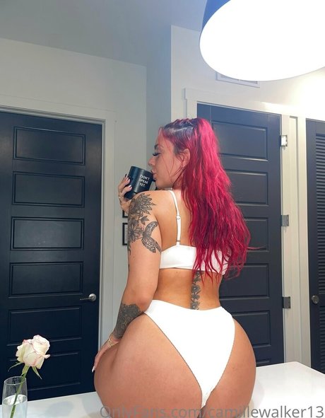 Camille Walker star du porno nue photos