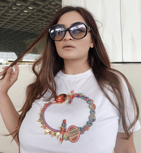 Sonali Malhotra actrice chaude des photos