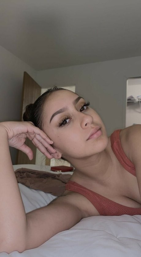 gangbang uniquement pour les fans sympa érotique image