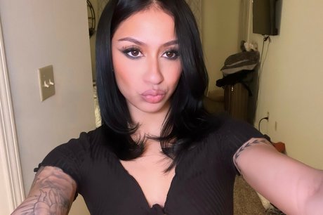 Latina Beauties étoile gratuite img