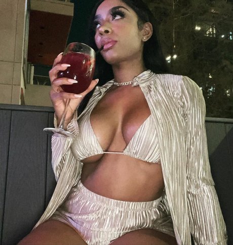 ashaughnfitness actrice nue des photos