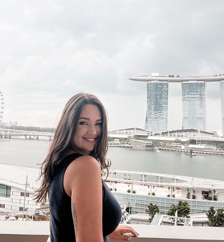 Rae Johnston modèle parfait archive