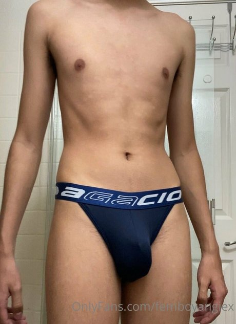 femboyangiesfeet étoile parfaite images