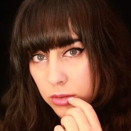 NatsukiSel art de star du porno images