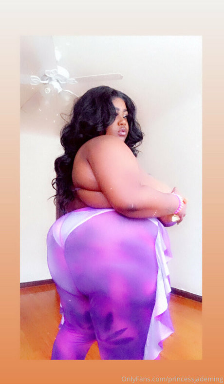 mamamioshye modèle magnifique image