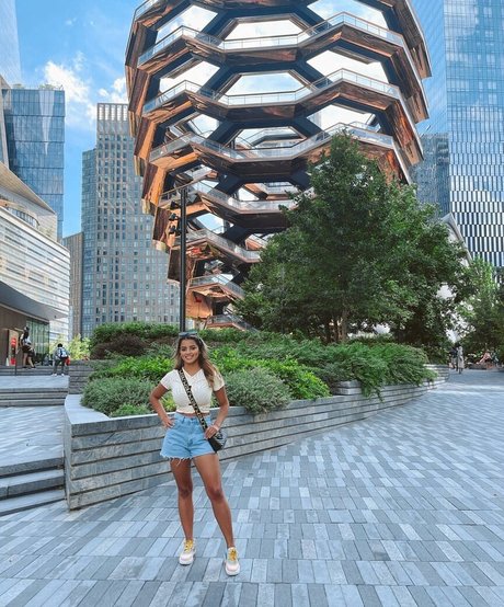 Leslie Sanchez meilleur modèle image