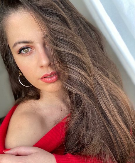 femmes au foyer uniquementfans érotique chaud photos