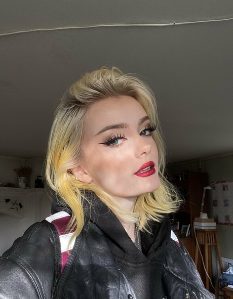 rebecccamua sexe star du porno photos