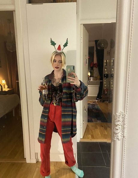 rebecccamua actrice érotique collection