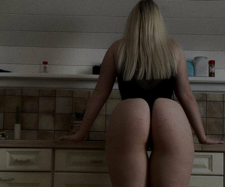 princesslori41 star du porno parfaite image