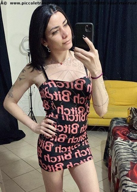 Nicole Lonning étoile nue collection