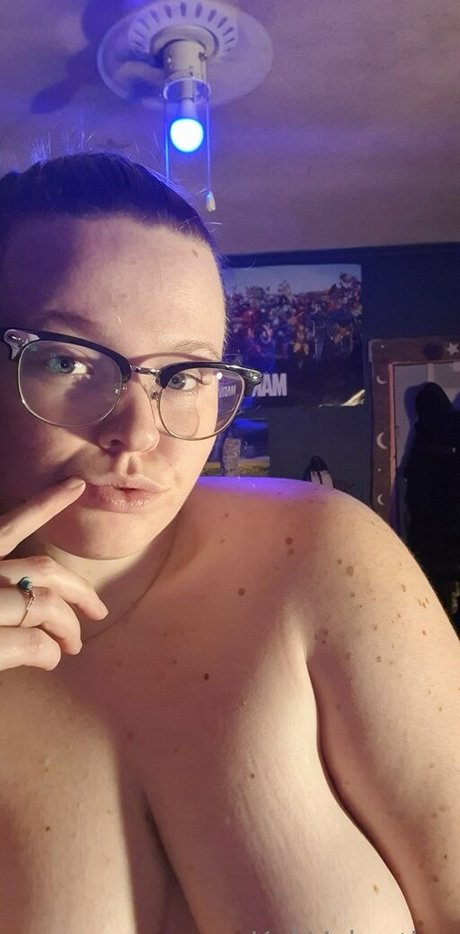 infinitlykai star du porno de haute qualité images