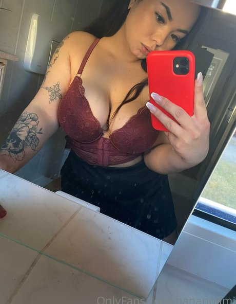 fans asiatiques célèbres sexy sympa image