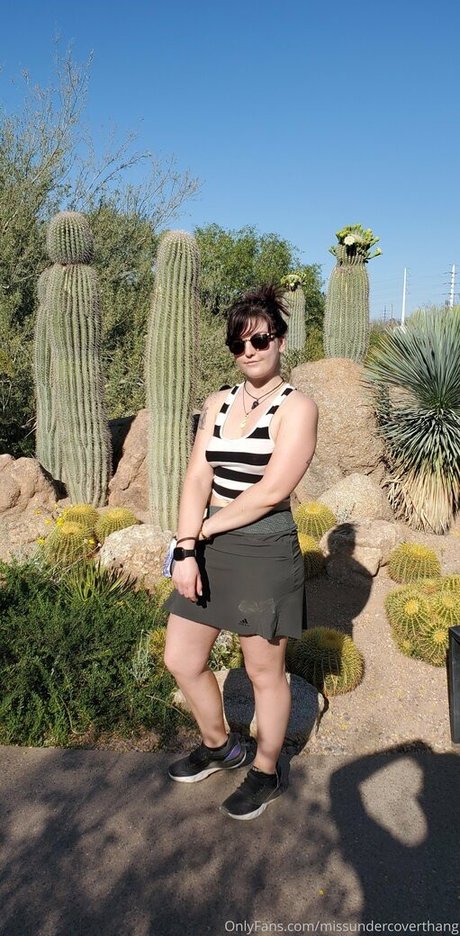 missundercoverthang étoile sexy galeries