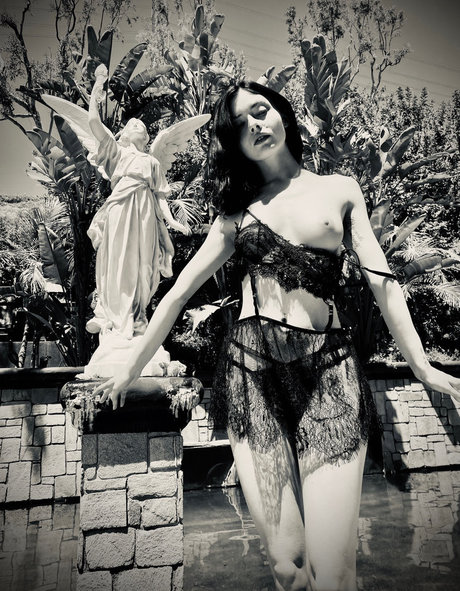 ohthumbelina star exclusive images