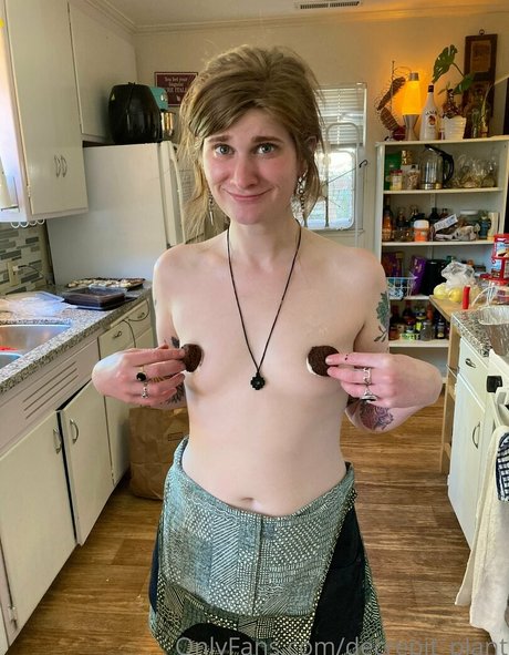 Decrepit plant star du porno de haute qualité des photos