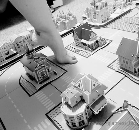 giantess lady actrice image