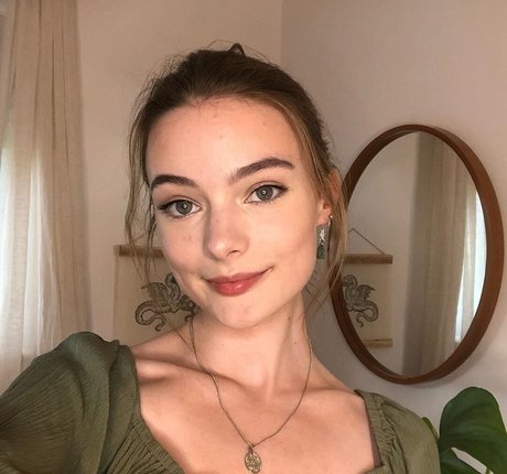 maman fils onlyfans chaud en haute qualité photos