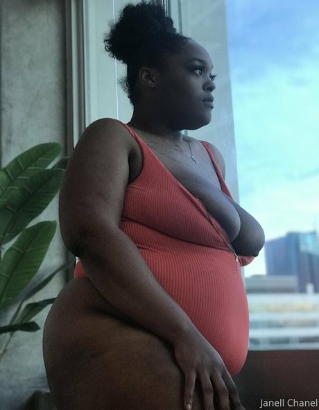 lingerie blanche onlyfans érotique archive